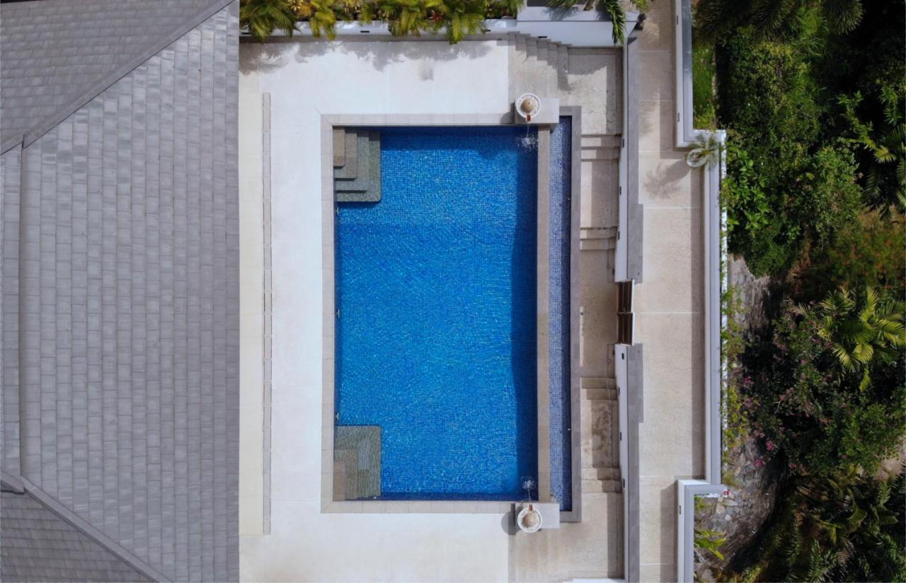Kulraya Villas - Luxury Serviced Pool Villas 란타섬 외부 사진