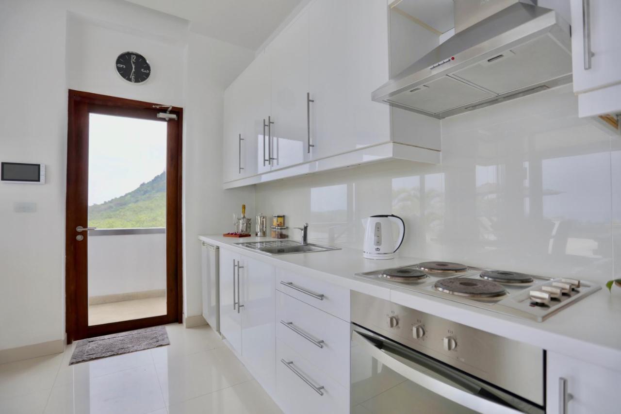 Kulraya Villas - Luxury Serviced Pool Villas 란타섬 외부 사진