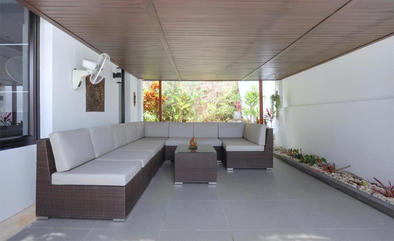 Kulraya Villas - Luxury Serviced Pool Villas 란타섬 외부 사진